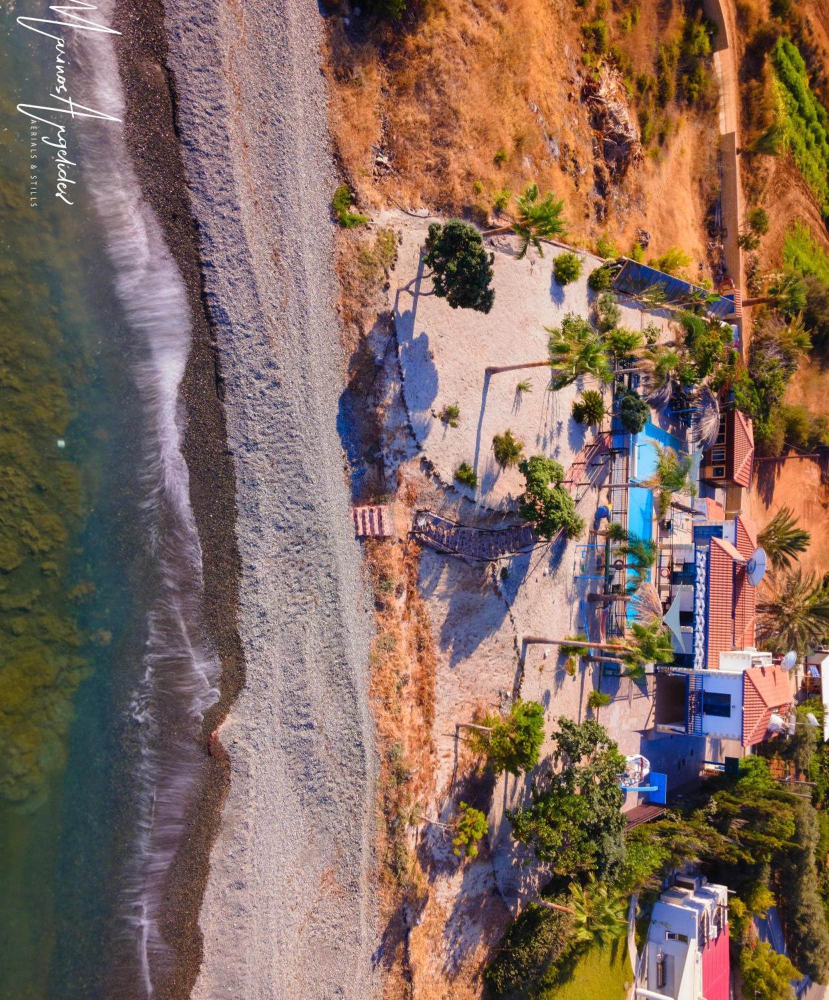 Astrofegia Beachfront Villa Pomósz Kültér fotó
