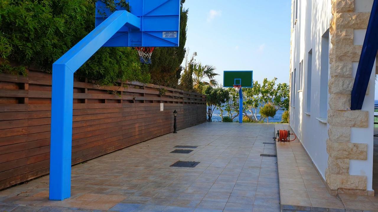 Astrofegia Beachfront Villa Pomósz Kültér fotó